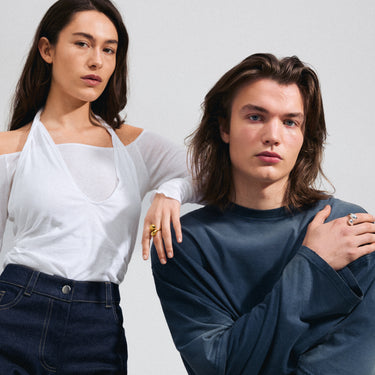 Anillo abierto grueso, forma orgánica, baño de oro 18k — BELIEVE