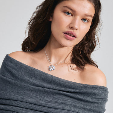 Collar con dije grande de corazón garabateado, baño de plata esterlina — BELIEVE