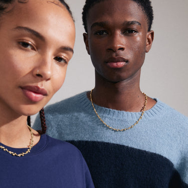 Collar corto, eslabones sólidos de forma ondulada, baño de oro 18k — PENELOPE