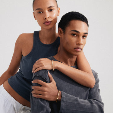 Pulsera cerrada, formas onduladas, baño de oro 18k — HARRISON