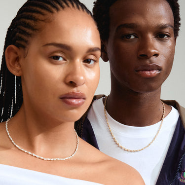 Collar cadena fina, con cristales, baño de plata esterlina — IMOGENE